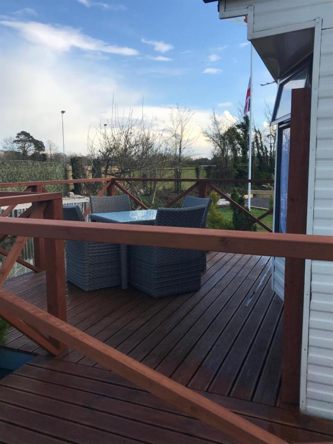 Pet Friendly Riverside Static Caravan Cheddar Exterior foto
