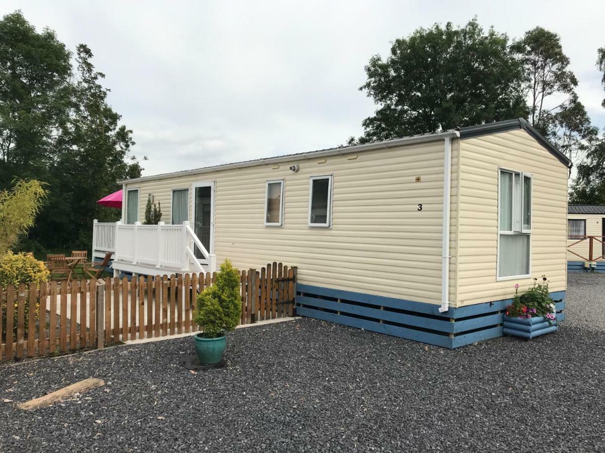 Pet Friendly Riverside Static Caravan Cheddar Exterior foto
